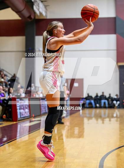 Thumbnail 1 in Broaddus vs. Martins Mill (Tenaha ISD Holiday Hoops) photogallery.