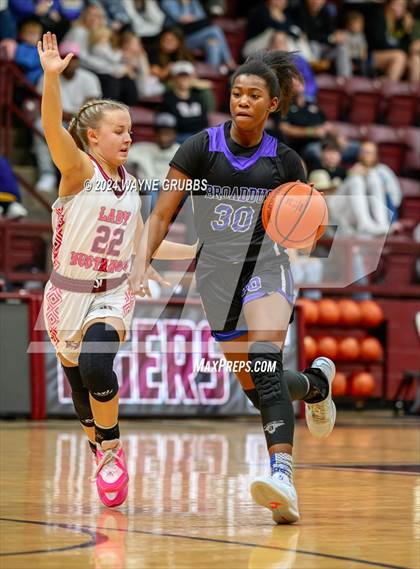 Thumbnail 1 in Broaddus vs. Martins Mill (Tenaha ISD Holiday Hoops) photogallery.