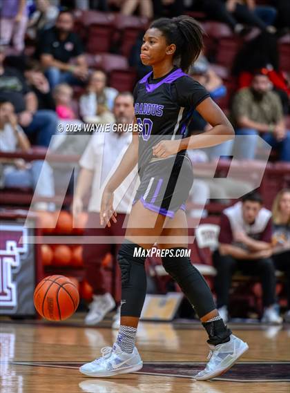 Thumbnail 2 in Broaddus vs. Martins Mill (Tenaha ISD Holiday Hoops) photogallery.