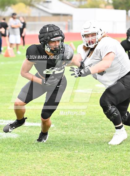 Thumbnail 2 in Cactus vs. Mountain Ridge (Scrimmage) photogallery.
