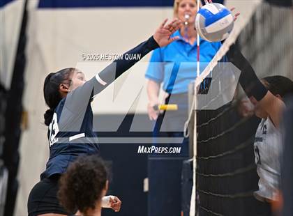 Thumbnail 2 in Venice @ Cypress (CIF State D3 First Round Playoffs) photogallery.