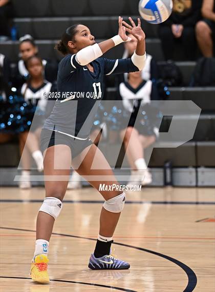 Thumbnail 1 in Venice @ Cypress (CIF State D3 First Round Playoffs) photogallery.