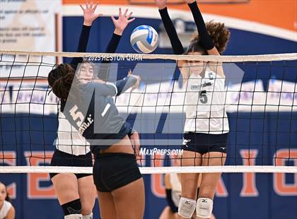 Thumbnail 1 in Venice @ Cypress (CIF State D3 First Round Playoffs) photogallery.