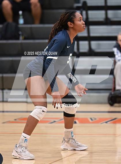 Thumbnail 1 in Venice @ Cypress (CIF State D3 First Round Playoffs) photogallery.