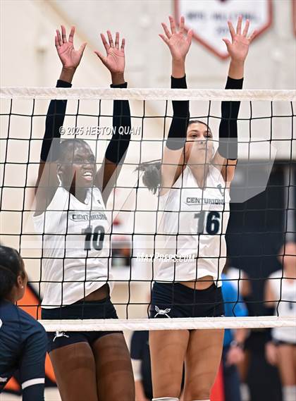 Thumbnail 1 in Venice @ Cypress (CIF State D3 First Round Playoffs) photogallery.