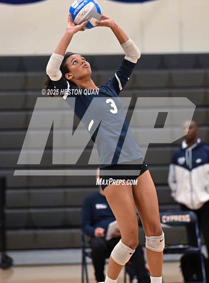 Thumbnail 2 in Venice @ Cypress (CIF State D3 First Round Playoffs) photogallery.