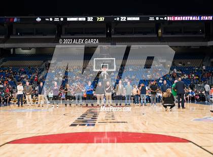Thumbnail 3 in Beaumont United vs Brennan (UIL 6A Basketball Semifinal) photogallery.