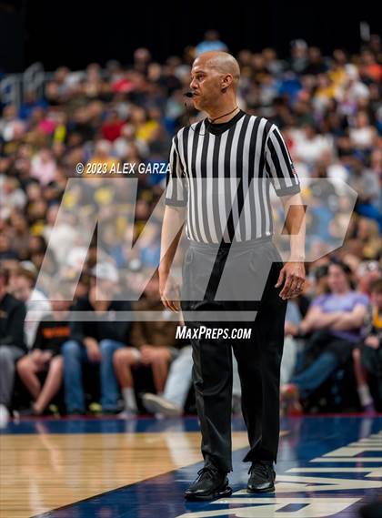 Thumbnail 3 in Beaumont United vs Brennan (UIL 6A Basketball Semifinal) photogallery.