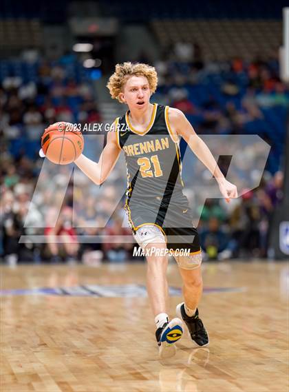 Thumbnail 2 in Beaumont United vs Brennan (UIL 6A Basketball Semifinal) photogallery.