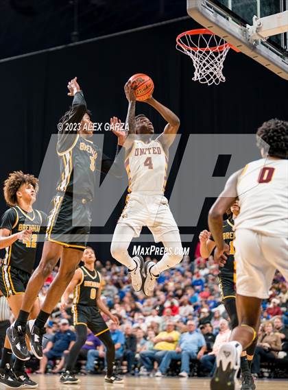 Thumbnail 1 in Beaumont United vs Brennan (UIL 6A Basketball Semifinal) photogallery.