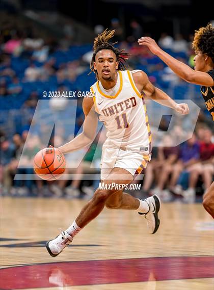 Thumbnail 3 in Beaumont United vs Brennan (UIL 6A Basketball Semifinal) photogallery.