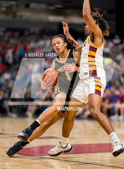 Thumbnail 2 in Beaumont United vs Brennan (UIL 6A Basketball Semifinal) photogallery.