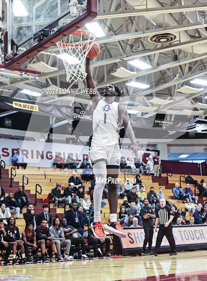Thumbnail 2 in Bishop O'Connell vs. Cardinal Ritter College Prep (Spalding Hoophall Classic) photogallery.