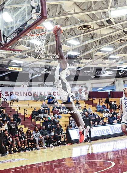 Thumbnail 3 in Bishop O'Connell vs. Cardinal Ritter College Prep (Spalding Hoophall Classic) photogallery.