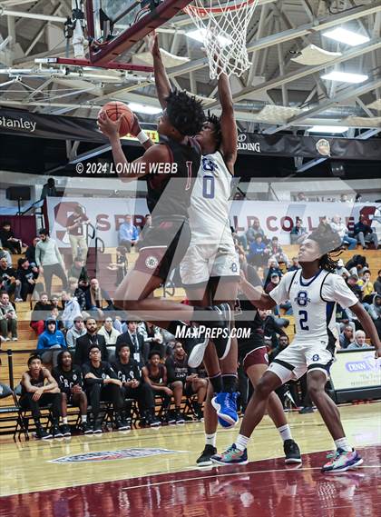 Thumbnail 2 in Bishop O'Connell vs. Cardinal Ritter College Prep (Spalding Hoophall Classic) photogallery.