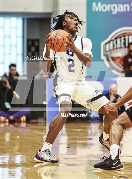 Thumbnail 1 in Bishop O'Connell vs. Cardinal Ritter College Prep (Spalding Hoophall Classic) photogallery.