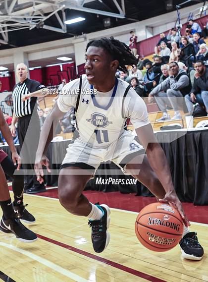 Thumbnail 1 in Bishop O'Connell vs. Cardinal Ritter College Prep (Spalding Hoophall Classic) photogallery.
