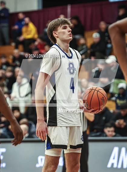 Thumbnail 2 in Bishop O'Connell vs. Cardinal Ritter College Prep (Spalding Hoophall Classic) photogallery.