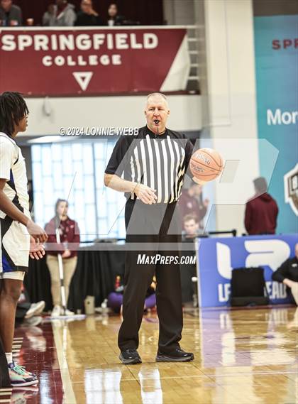Thumbnail 2 in Bishop O'Connell vs. Cardinal Ritter College Prep (Spalding Hoophall Classic) photogallery.