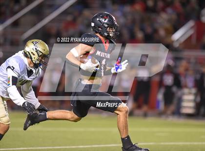 Thumbnail 2 in Shallowater vs. Lamesa (UIL 3A Bi-District Playoff) photogallery.