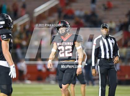 Thumbnail 1 in Shallowater vs. Lamesa (UIL 3A Bi-District Playoff) photogallery.