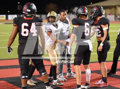 Thumbnail 1 in Shallowater vs. Lamesa (UIL 3A Bi-District Playoff) photogallery.
