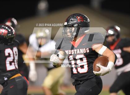 Thumbnail 1 in Shallowater vs. Lamesa (UIL 3A Bi-District Playoff) photogallery.