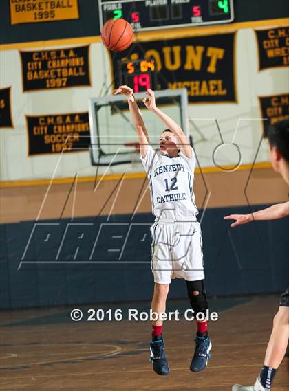 Thumbnail 1 in Kennedy Catholic vs. St. Joseph-by-the-Sea photogallery.