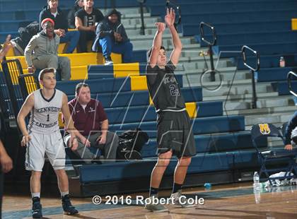 Thumbnail 3 in Kennedy Catholic vs. St. Joseph-by-the-Sea photogallery.