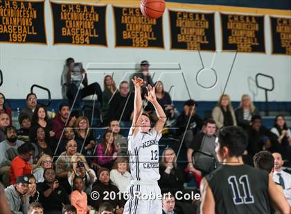 Thumbnail 3 in Kennedy Catholic vs. St. Joseph-by-the-Sea photogallery.