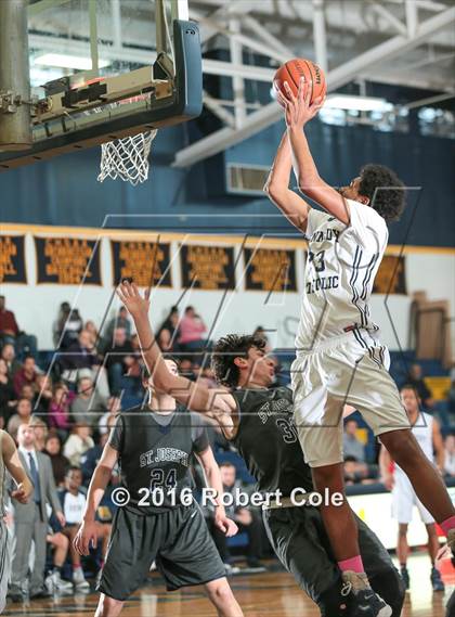 Thumbnail 2 in Kennedy Catholic vs. St. Joseph-by-the-Sea photogallery.