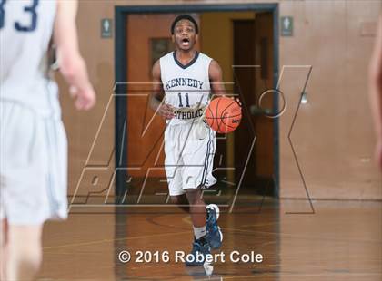 Thumbnail 2 in Kennedy Catholic vs. St. Joseph-by-the-Sea photogallery.
