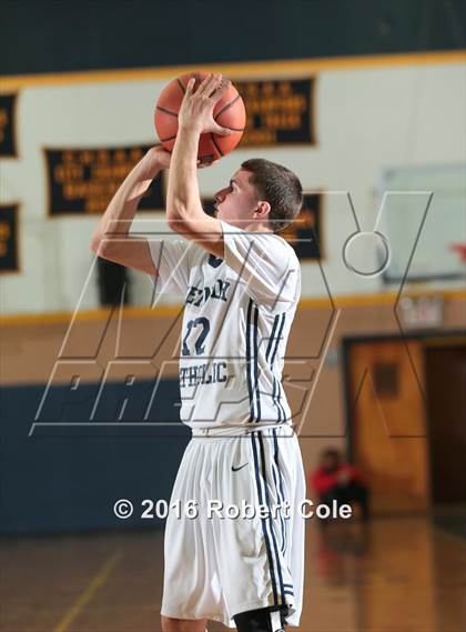 Thumbnail 3 in Kennedy Catholic vs. St. Joseph-by-the-Sea photogallery.