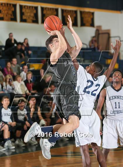 Thumbnail 2 in Kennedy Catholic vs. St. Joseph-by-the-Sea photogallery.