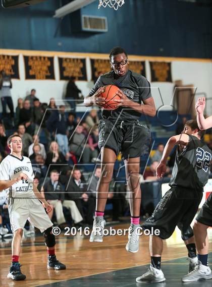 Thumbnail 1 in Kennedy Catholic vs. St. Joseph-by-the-Sea photogallery.