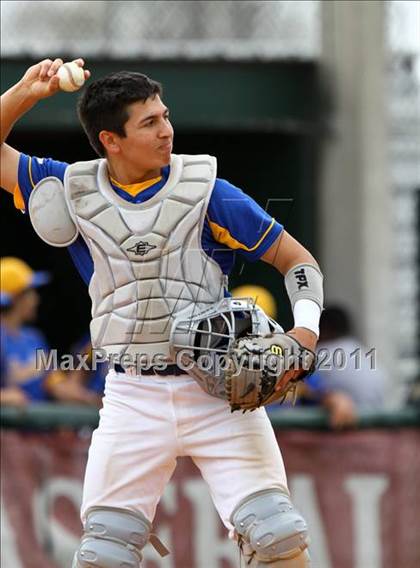 Thumbnail 2 in Spring vs Channelview (Gary Herrington Invitational) photogallery.