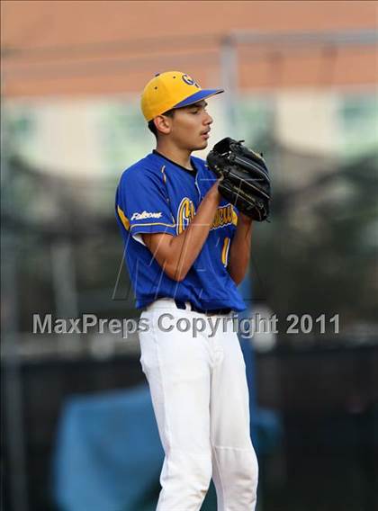 Thumbnail 1 in Spring vs Channelview (Gary Herrington Invitational) photogallery.