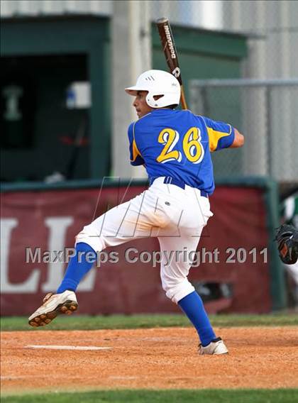 Thumbnail 2 in Spring vs Channelview (Gary Herrington Invitational) photogallery.