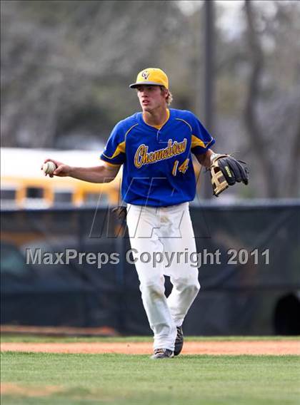 Thumbnail 2 in Spring vs Channelview (Gary Herrington Invitational) photogallery.