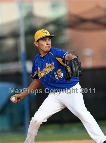 Thumbnail 1 in Spring vs Channelview (Gary Herrington Invitational) photogallery.