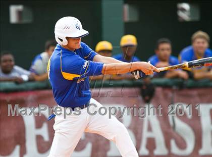 Thumbnail 1 in Spring vs Channelview (Gary Herrington Invitational) photogallery.