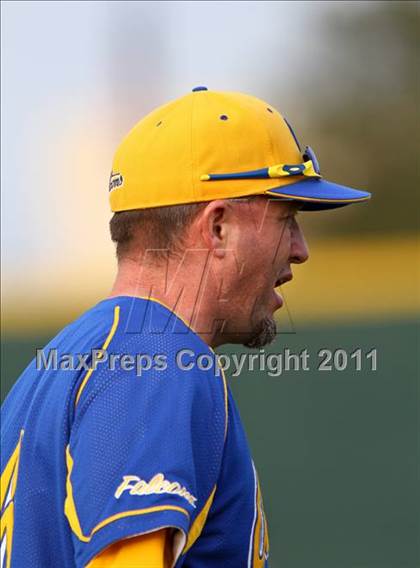 Thumbnail 2 in Spring vs Channelview (Gary Herrington Invitational) photogallery.
