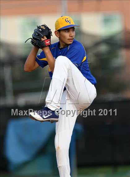 Thumbnail 3 in Spring vs Channelview (Gary Herrington Invitational) photogallery.