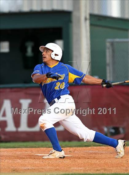 Thumbnail 2 in Spring vs Channelview (Gary Herrington Invitational) photogallery.