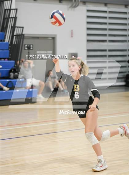 Thumbnail 1 in Bishop's vs. Shadow Ridge (Nike TOC Southwest) photogallery.