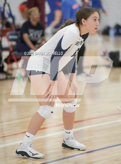 Thumbnail 3 in Bishop's vs. Shadow Ridge (Nike TOC Southwest) photogallery.