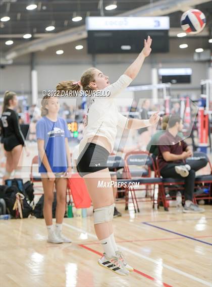Thumbnail 3 in Bishop's vs. Shadow Ridge (Nike TOC Southwest) photogallery.