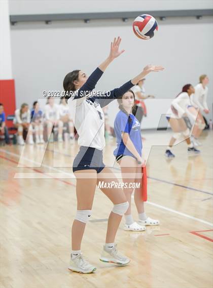 Thumbnail 3 in Bishop's vs. Shadow Ridge (Nike TOC Southwest) photogallery.