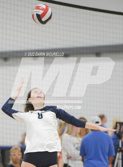 Thumbnail 2 in Bishop's vs. Shadow Ridge (Nike TOC Southwest) photogallery.