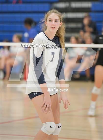 Thumbnail 2 in Bishop's vs. Shadow Ridge (Nike TOC Southwest) photogallery.